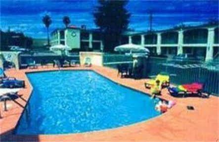 Red Lion Inn & Suites Redding Esterno foto