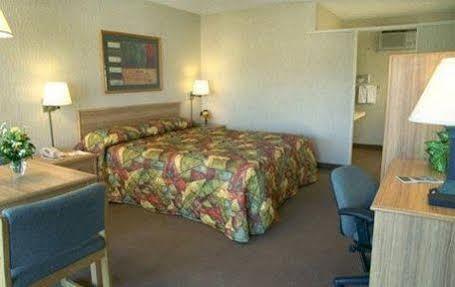 Red Lion Inn & Suites Redding Esterno foto