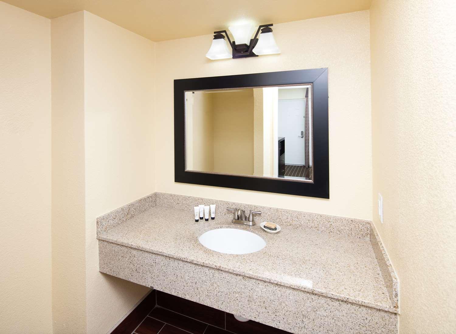 Red Lion Inn & Suites Redding Esterno foto