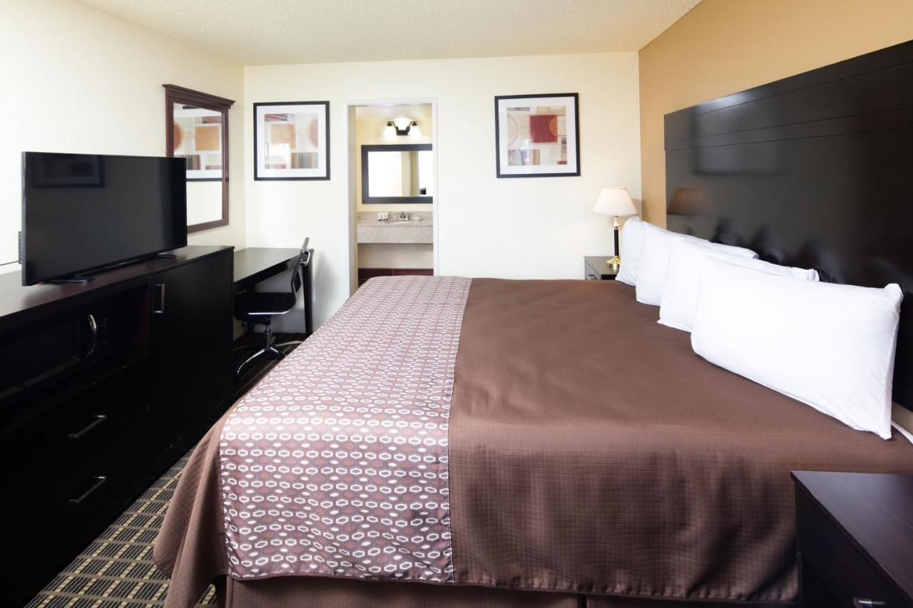 Red Lion Inn & Suites Redding Esterno foto