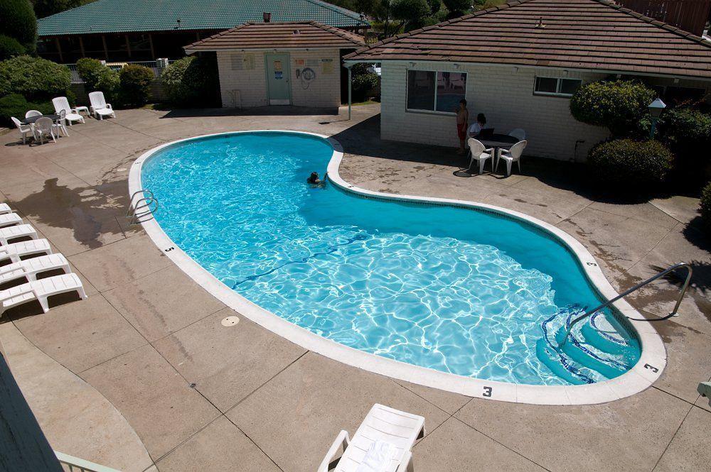 Red Lion Inn & Suites Redding Esterno foto